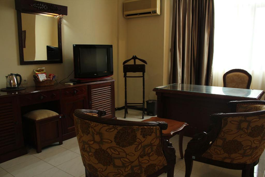 Отель Jepara Indah Экстерьер фото
