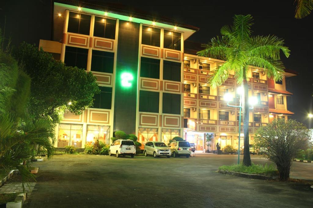 Отель Jepara Indah Экстерьер фото